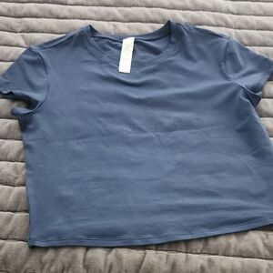 ALO Yoga Deep Blue Cropped Tee